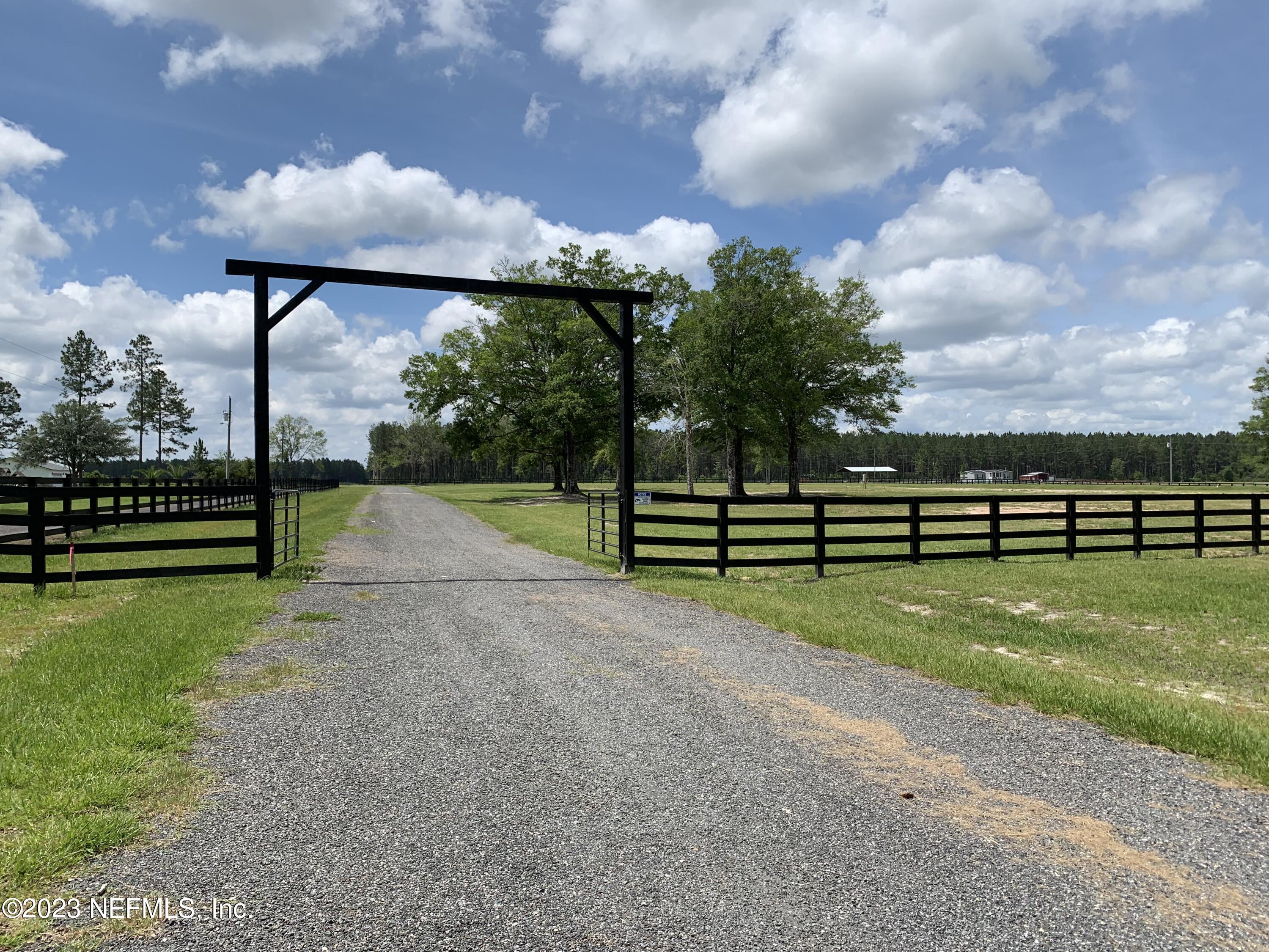 7589 Lucky Seven Ranch Road Macclenny, FL 32063 - Photo 1 of 14 IMG_5279