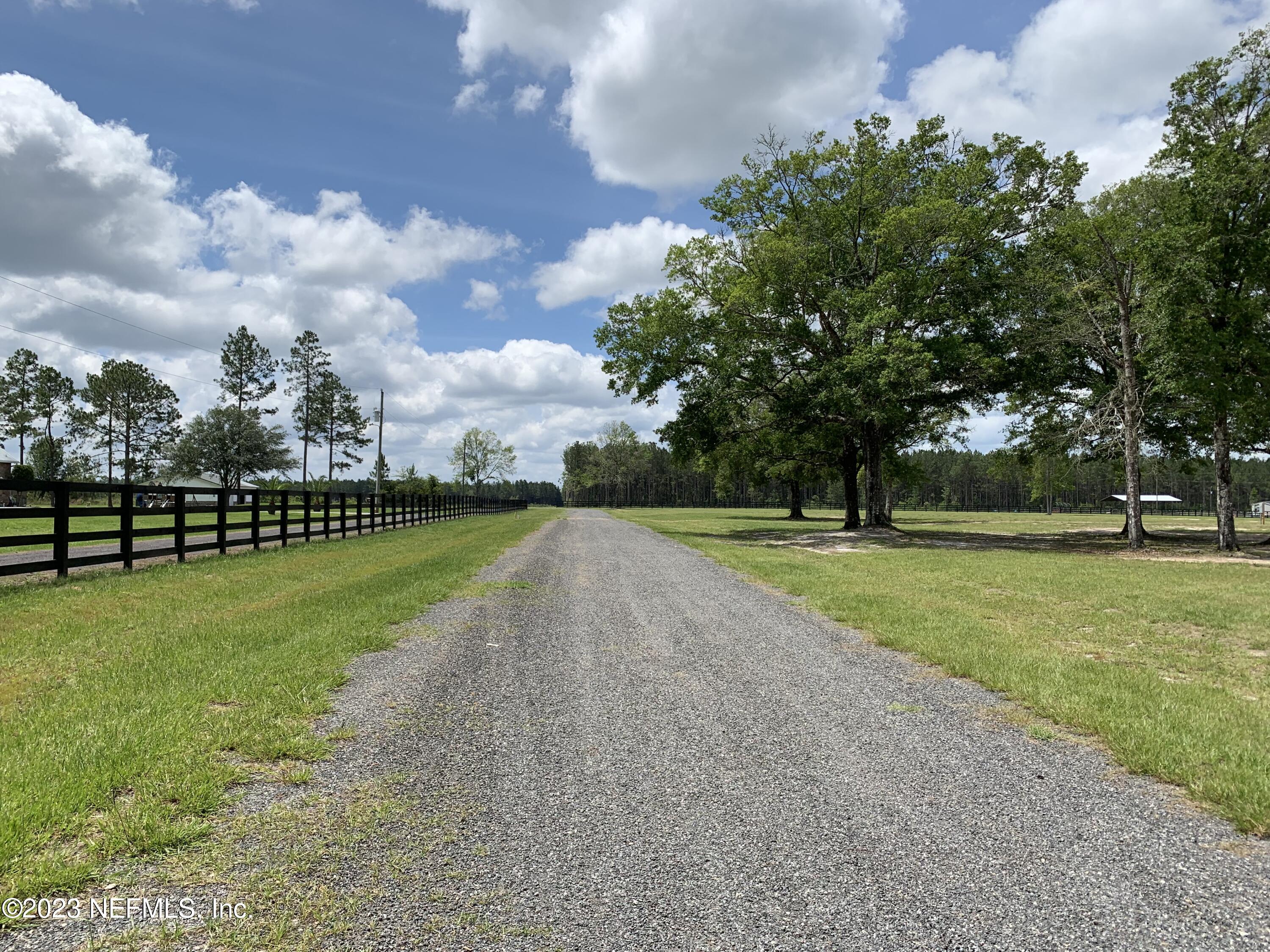 7589 Lucky Seven Ranch Road Macclenny, FL 32063 - Photo 4 of 14 IMG_5290