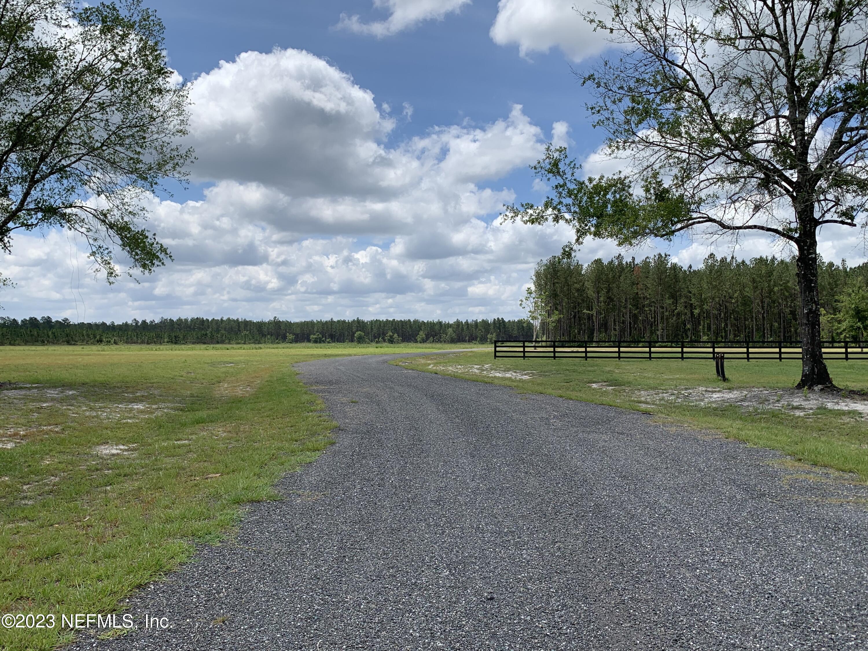 7589 Lucky Seven Ranch Road Macclenny, FL 32063 - Photo 6 of 14 IMG_5301