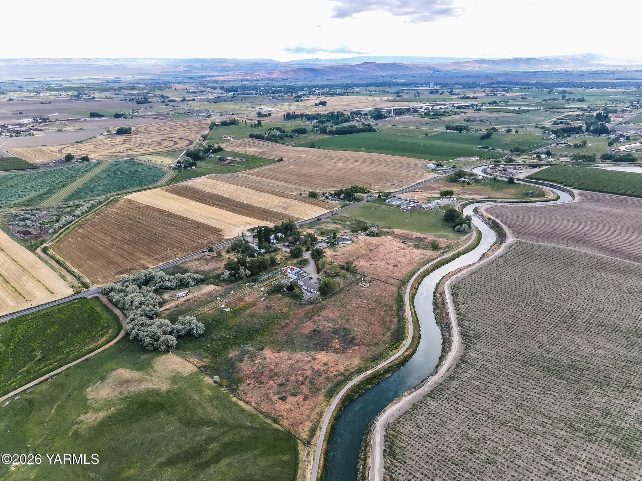 1845 Gurley Road Granger, WA 98932 - Photo 40 of 48 DJI_0483