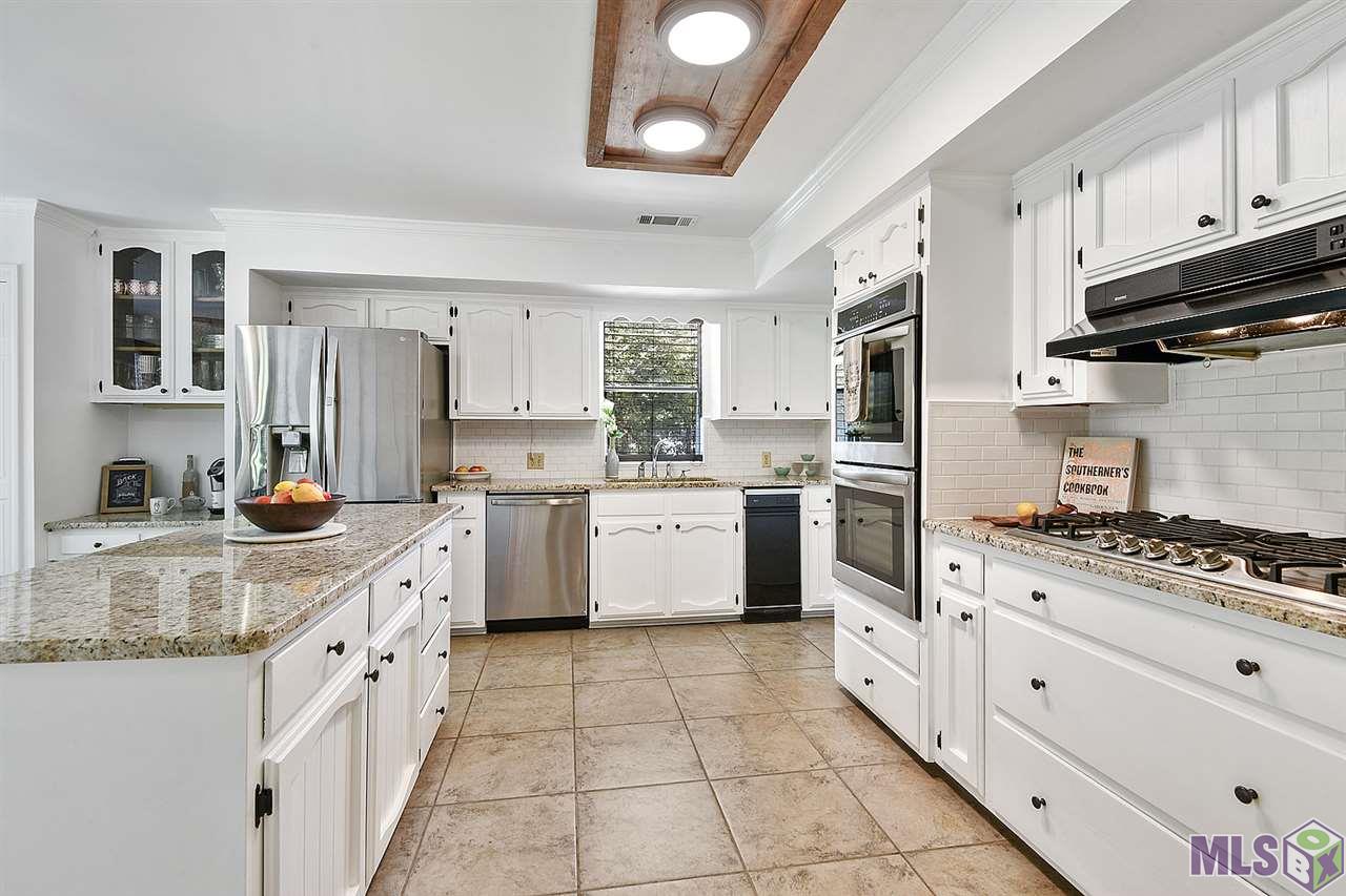 932 Sharp Road Baton Rouge, LA 70815 - Photo 3 of 19 Kitchen