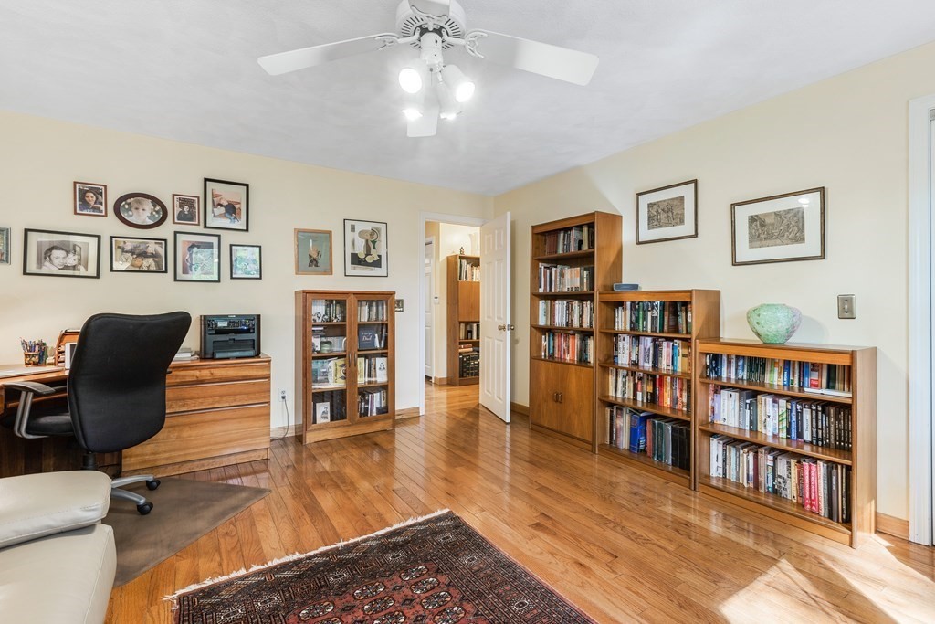 34 Westview Road, Unit 34 Natick, MA 01760 - Photo 18 of 26 Gallery Image 18