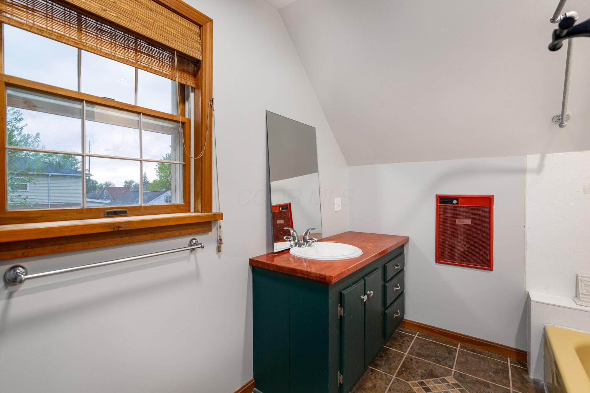 692 Millsboro Road Mansfield, OH 44903 - Photo 22 of 35 692 Millsboro Rd-22-WEB