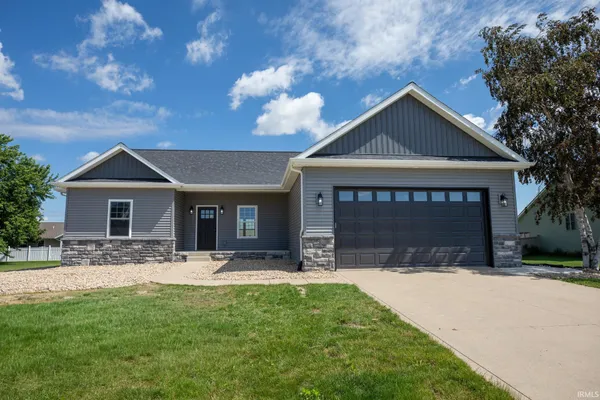 $539,500 | 707 Crocus Court, Bourbon, IN 46504