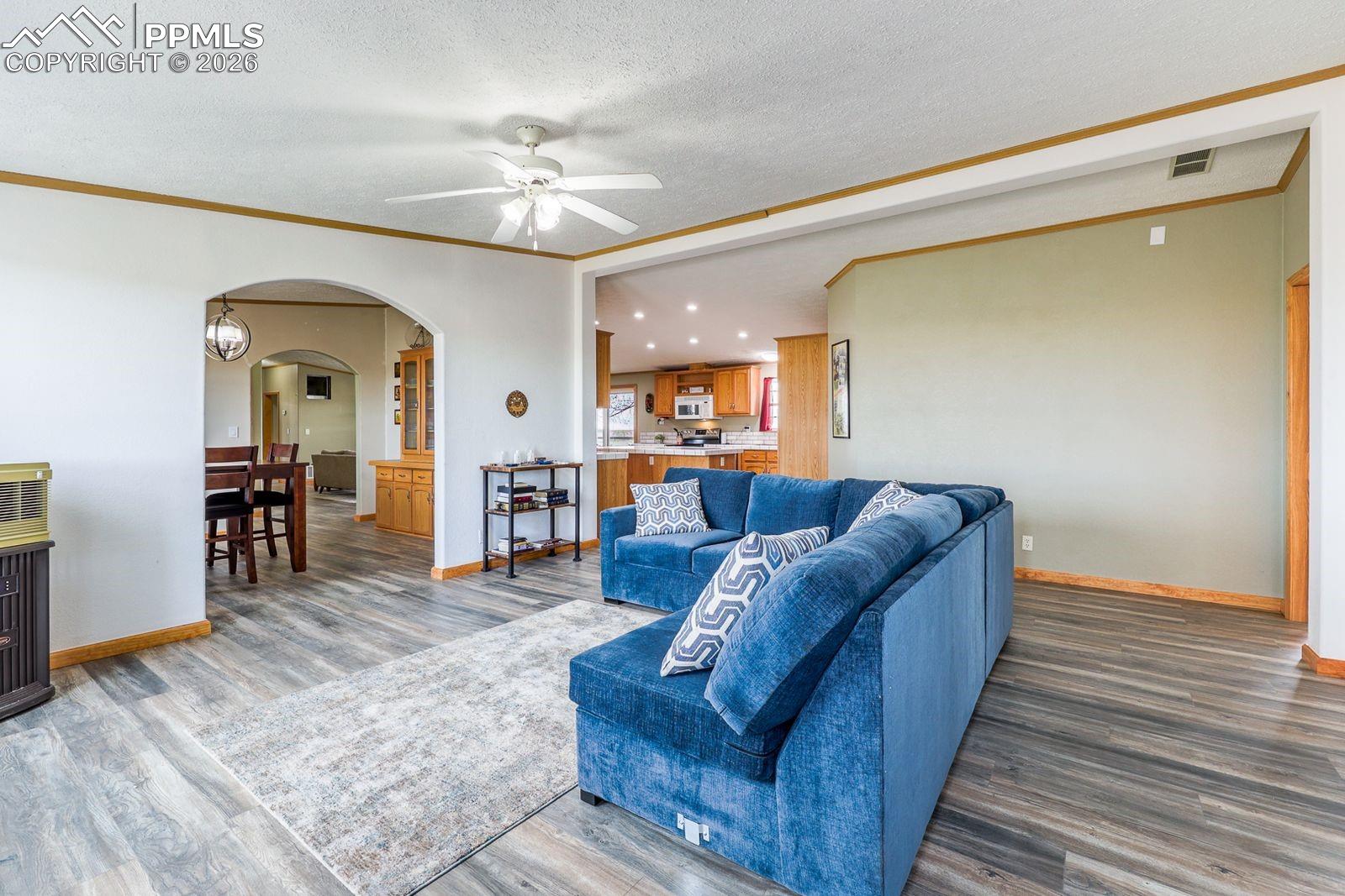 11450 North Log Road Calhan, CO 80808 - Photo 10 of 39 Open concept!