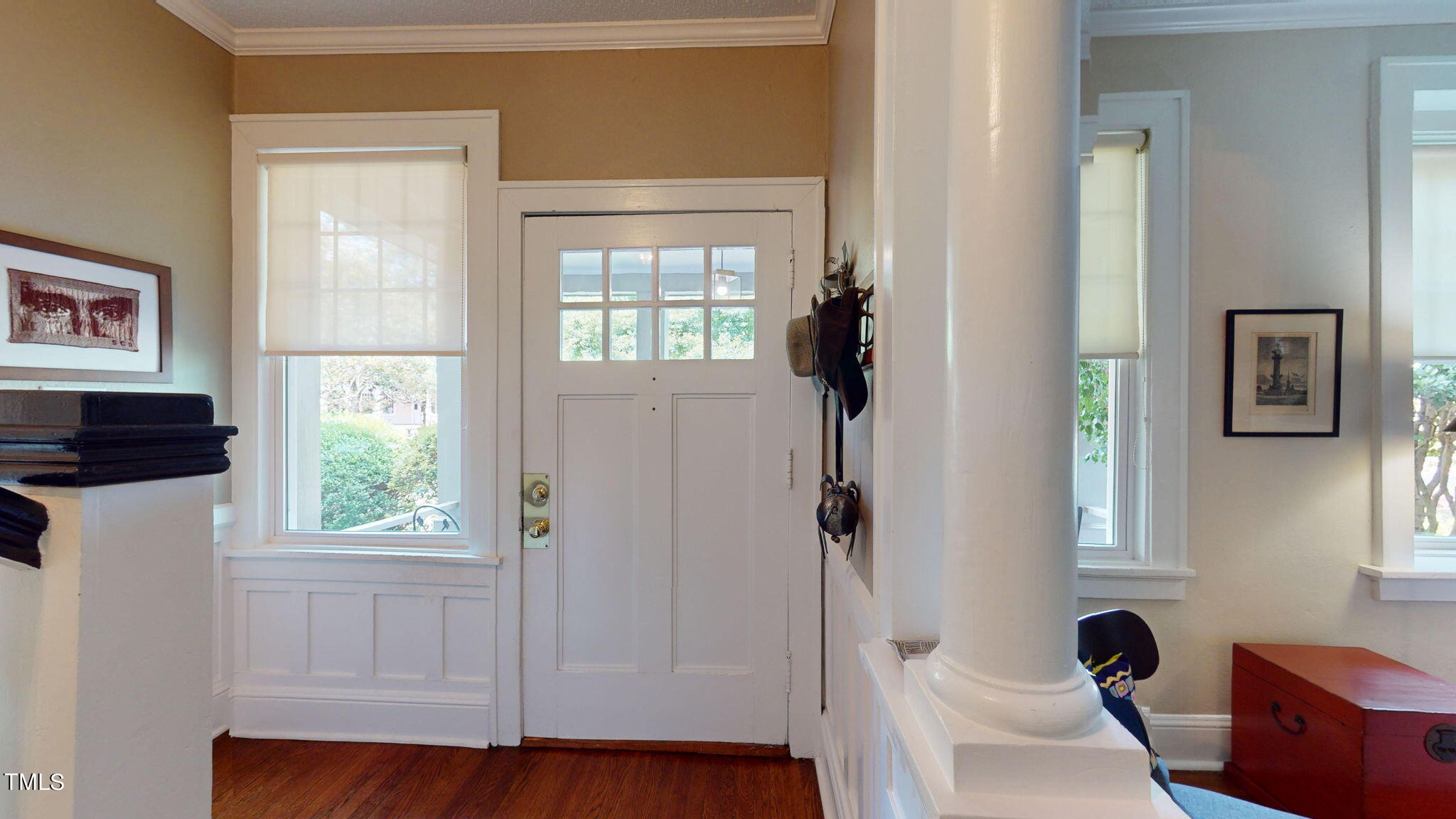 132 Woodburn Road Raleigh, NC 27605 - Photo 10 of 53 a living room with furniture and a window