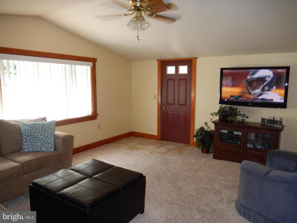 2384 Quarry Road Lebanon, PA 17046 - Photo 14 of 29 Gallery Image 14