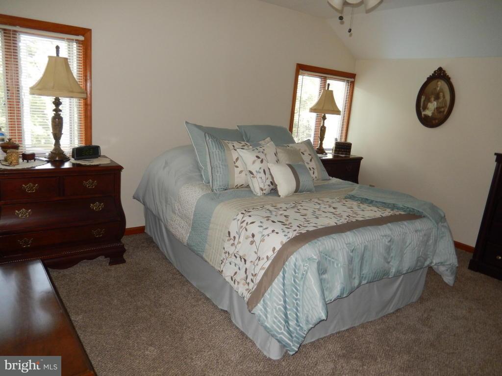 2384 Quarry Road Lebanon, PA 17046 - Photo 16 of 29 Gallery Image 16