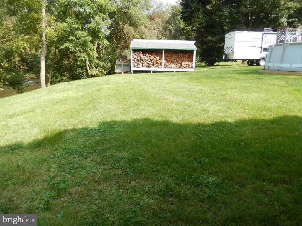 2384 Quarry Road Lebanon, PA 17046 - Photo 22 of 29 Gallery Image 22