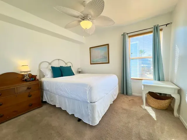 a view of entryway front of house