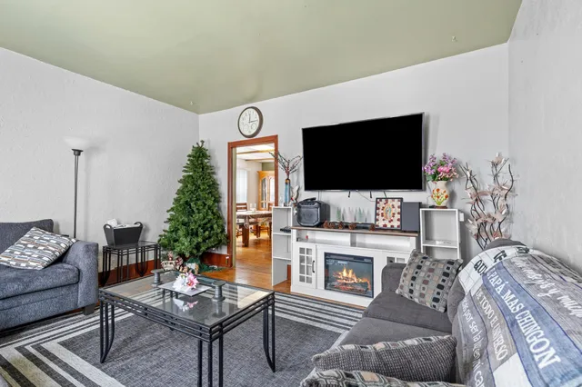 $415,000 | 2243 South Woodward Street, Milwaukee, WI 53207