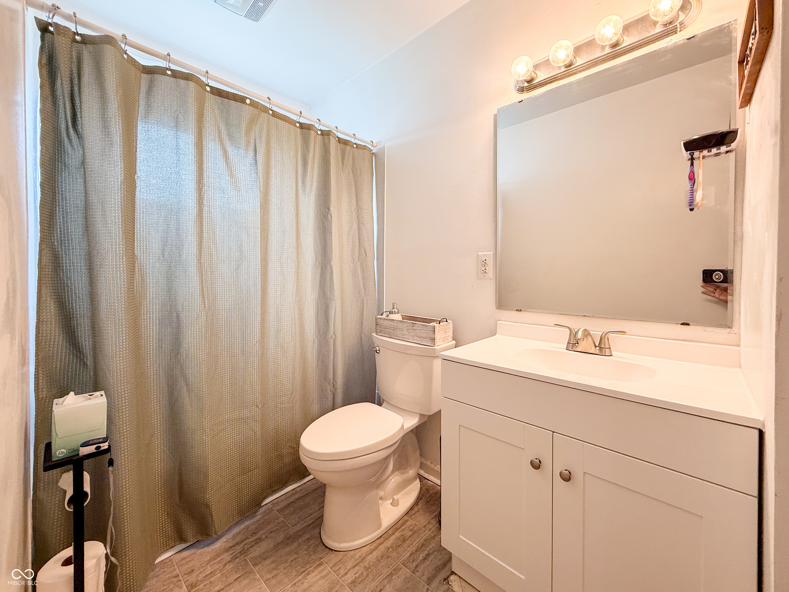 709 North Bend Road Beech Grove, IN 46107 - Photo 18 of 22