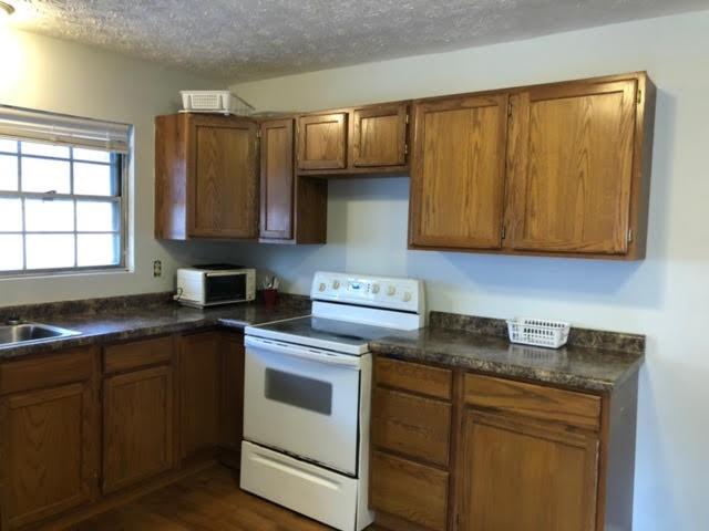 1712 North Audubon Road Indianapolis, IN 46218 - Photo 7 of 27 Gallery Image 7