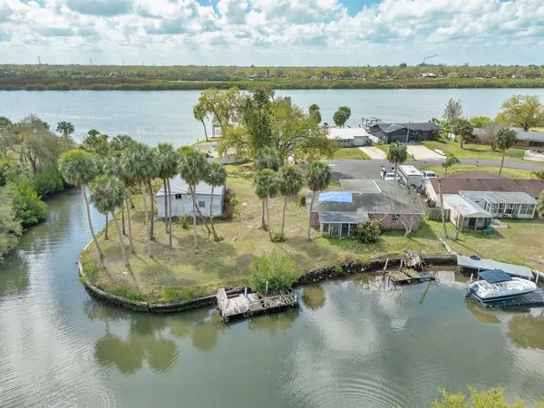 $450,000 | 8848 West Millpoint Road, Riverview, FL 33578