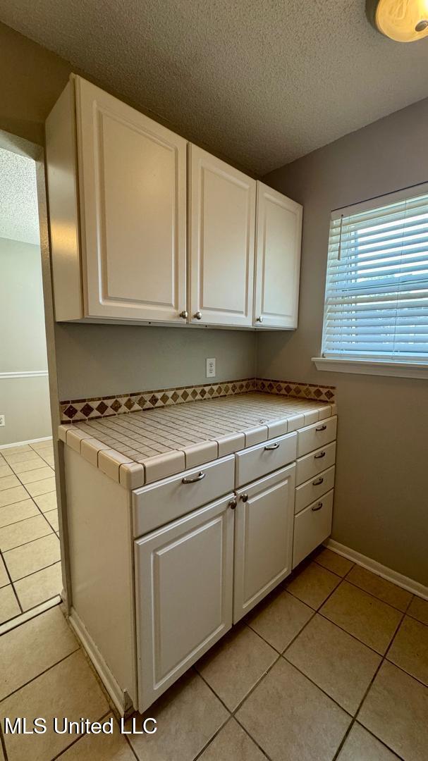 431 Bechtel Boulevard, Unit 3 Ocean Springs, MS 39564 - Photo 11 of 23 Kitchen
