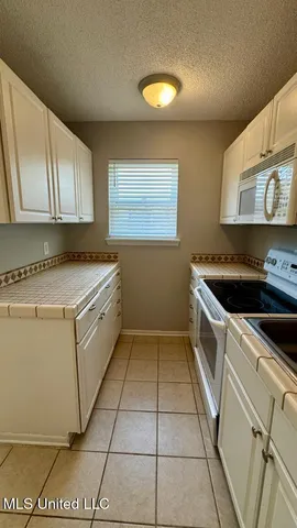 $1,200 | 431 Bechtel Boulevard, Unit 3, Ocean Springs, MS 39564