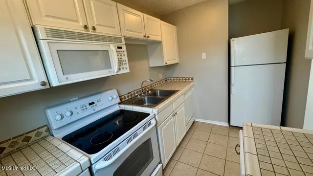 $1,200 | 431 Bechtel Boulevard, Unit 3, Ocean Springs, MS 39564