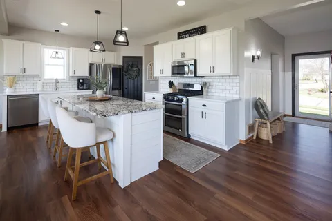 $599,900 | 473 Amberg Lane, Chaska, MN 55318