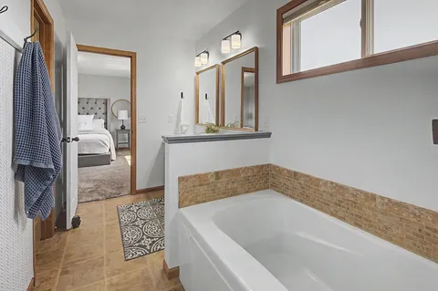 $599,900 | 473 Amberg Lane, Chaska, MN 55318