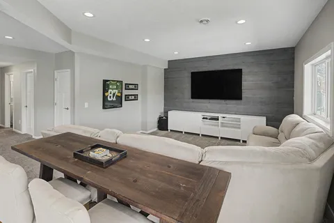 $599,900 | 473 Amberg Lane, Chaska, MN 55318