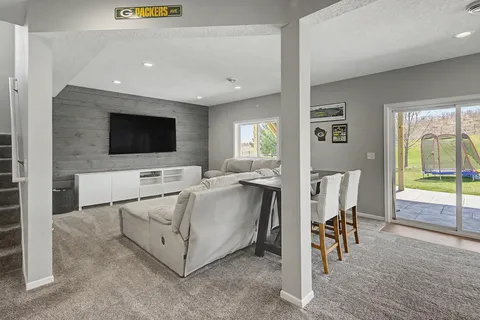 $599,900 | 473 Amberg Lane, Chaska, MN 55318