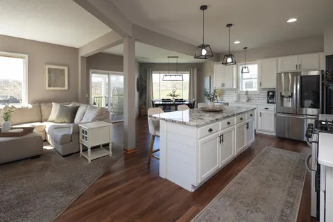$599,900 | 473 Amberg Lane, Chaska, MN 55318
