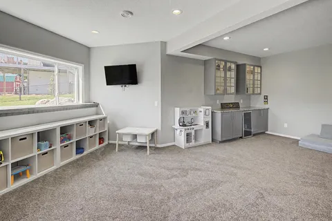 $599,900 | 473 Amberg Lane, Chaska, MN 55318