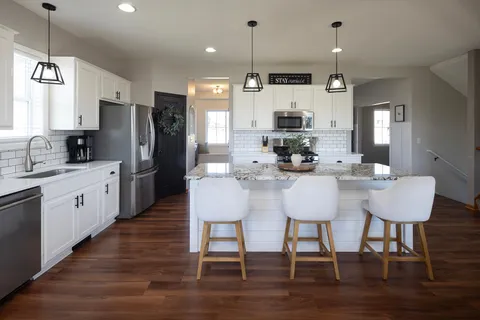 $599,900 | 473 Amberg Lane, Chaska, MN 55318