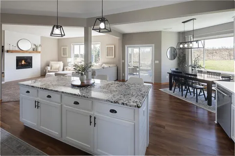 $599,900 | 473 Amberg Lane, Chaska, MN 55318
