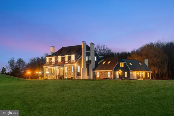 $2,987,000 | 327 Geigel Hill Road, Upper Black Eddy, PA 18972