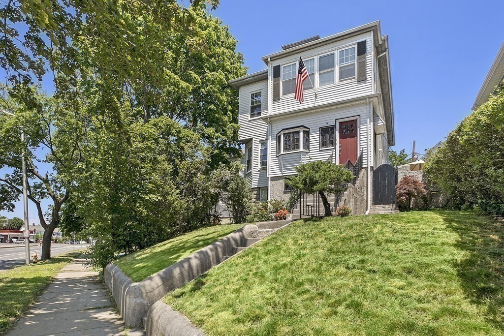 723 Fellsway, Unit 2 Medford, MA 02155 - Photo 17 of 20