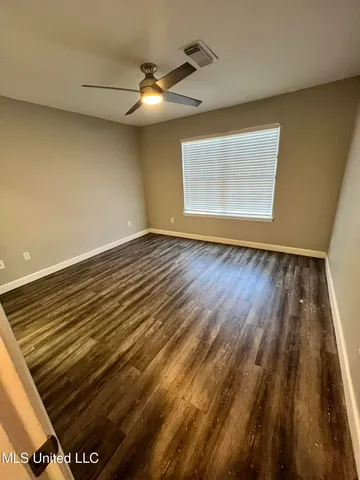 $1,950 | 805 Herlihy Street, Waveland, MS 39576