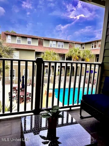 $268,500 | 922 Porter Avenue, Unit 221, Ocean Springs, MS 39564