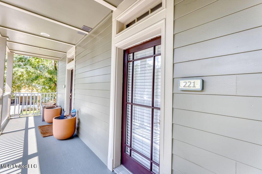 922 Porter Avenue, Unit 221 Ocean Springs, MS 39564 - Photo 2 of 29 EXTERIOR FRONT DOOR OF UNIT