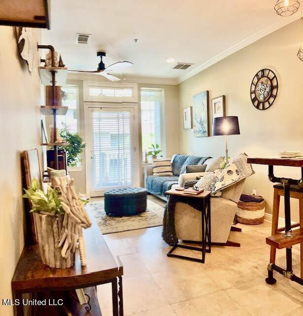 922 Porter Avenue, Unit 221 Ocean Springs, MS 39564 - Photo 3 of 29 VIEW OF LIVING FROM FRONT ENTERANCE