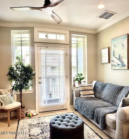 $268,500 | 922 Porter Avenue, Unit 221, Ocean Springs, MS 39564