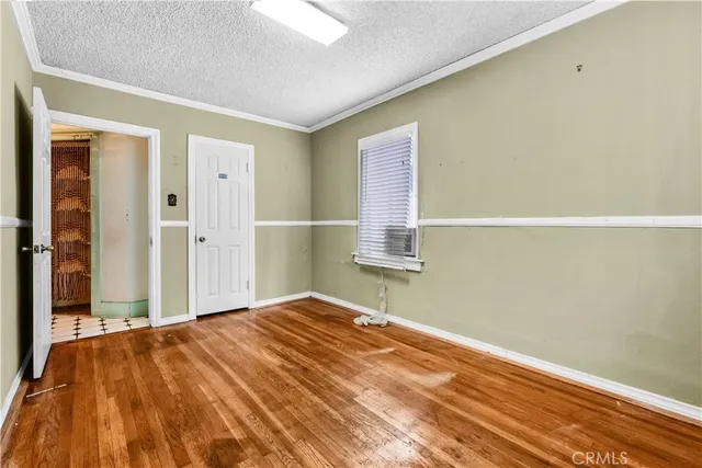 $925,000 | 406 North Rampart Boulevard, Los Angeles, CA 90026