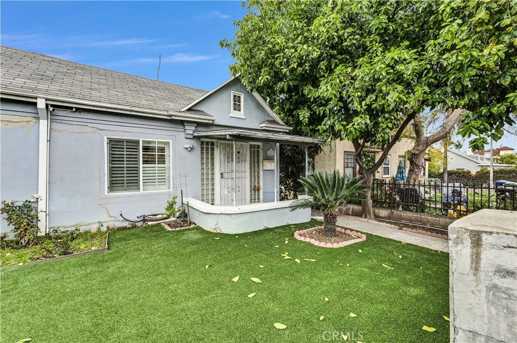 406 North Rampart Boulevard Los Angeles, CA 90026 - Photo 17 of 43