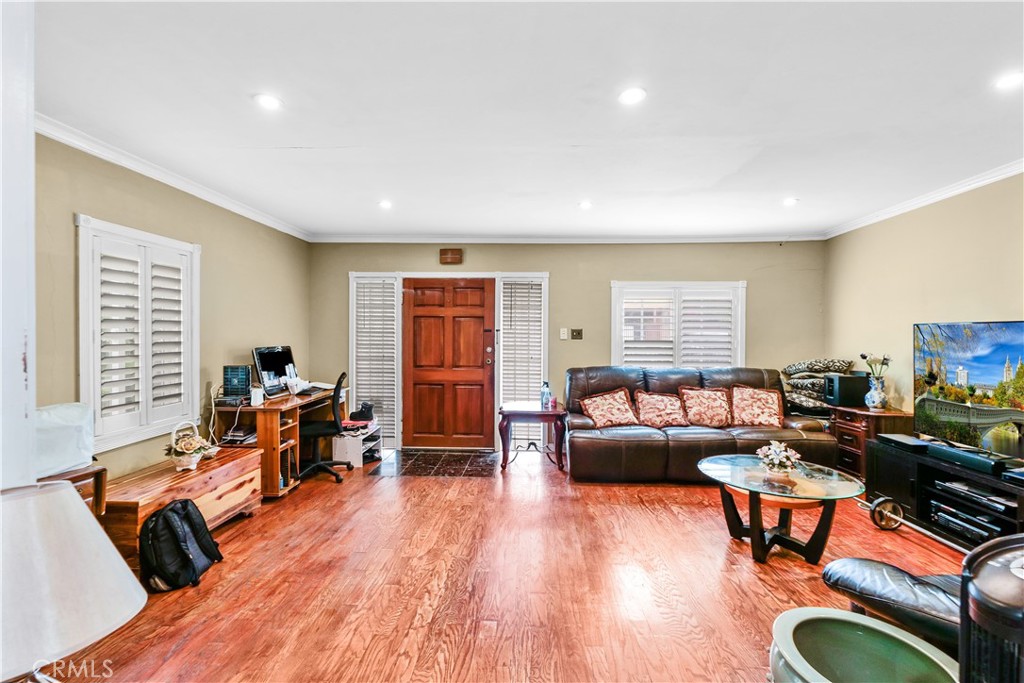 406 North Rampart Boulevard Los Angeles, CA 90026 - Photo 21 of 43