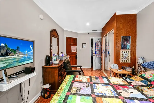 $925,000 | 406 North Rampart Boulevard, Los Angeles, CA 90026