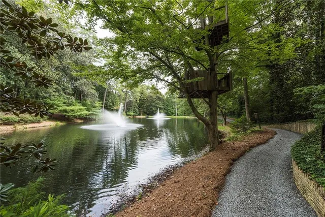 $25,000,000 | 881 West Conway Drive Northwest, Atlanta, GA 30327