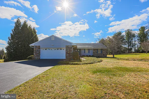 $685,000 | 14005 Foxland Road, Phoenix, MD 21131