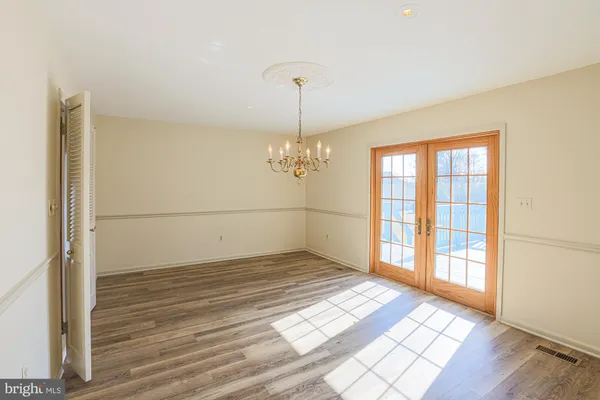 $685,000 | 14005 Foxland Road, Phoenix, MD 21131