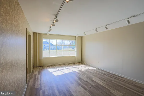 $685,000 | 14005 Foxland Road, Phoenix, MD 21131