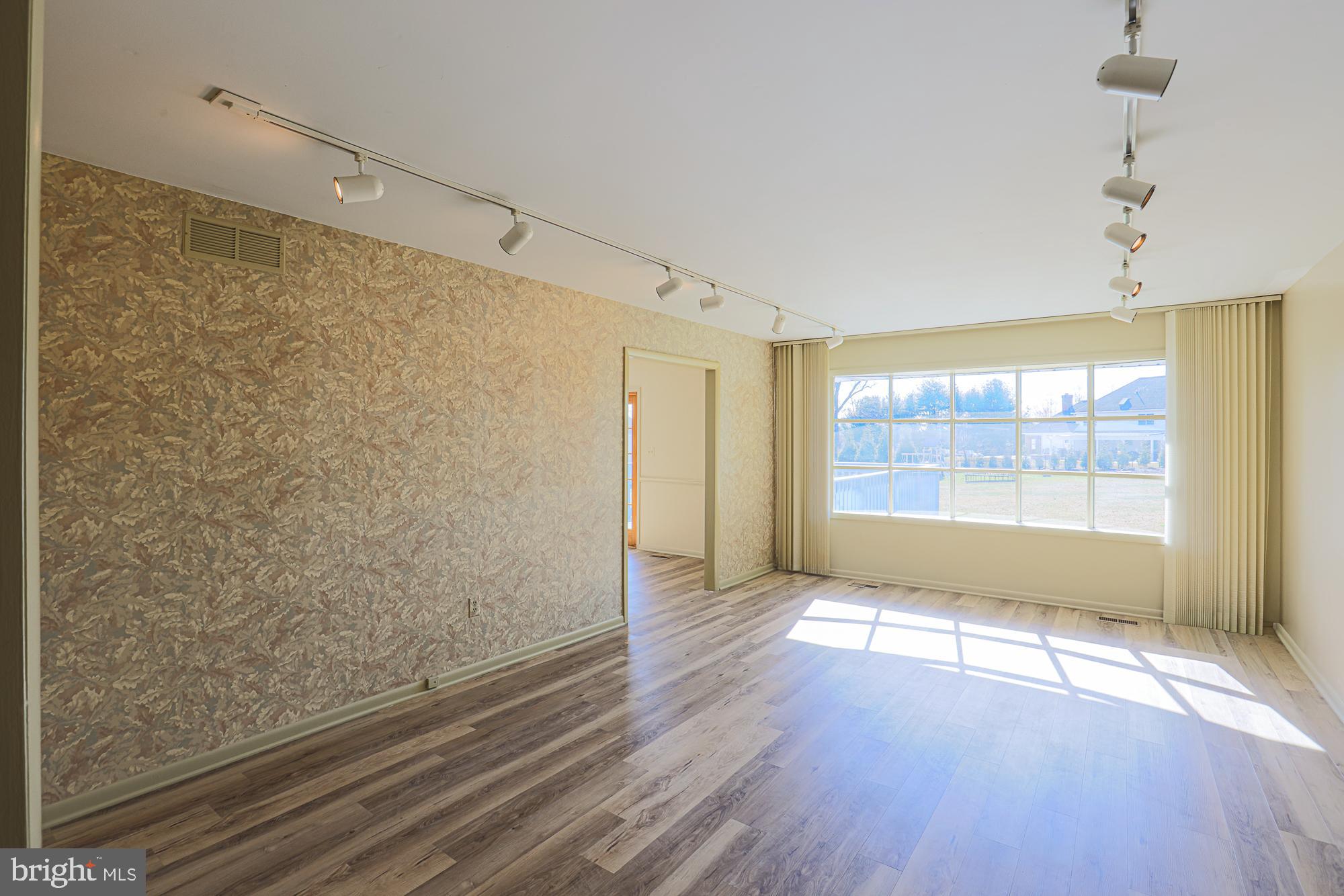 14005 Foxland Road Phoenix, MD 21131 - Photo 32 of 68