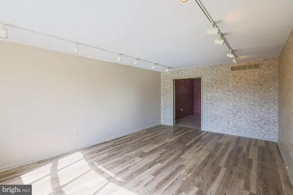 $685,000 | 14005 Foxland Road, Phoenix, MD 21131