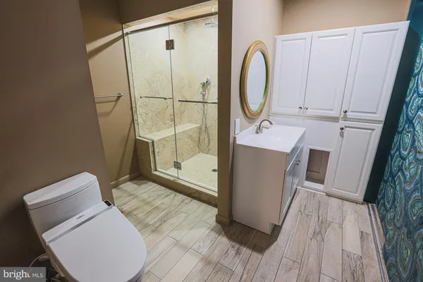 $685,000 | 14005 Foxland Road, Phoenix, MD 21131