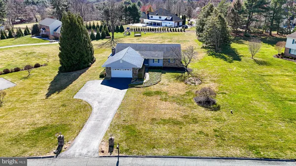 $685,000 | 14005 Foxland Road, Phoenix, MD 21131