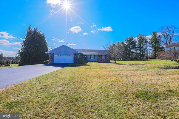 $685,000 | 14005 Foxland Road, Phoenix, MD 21131
