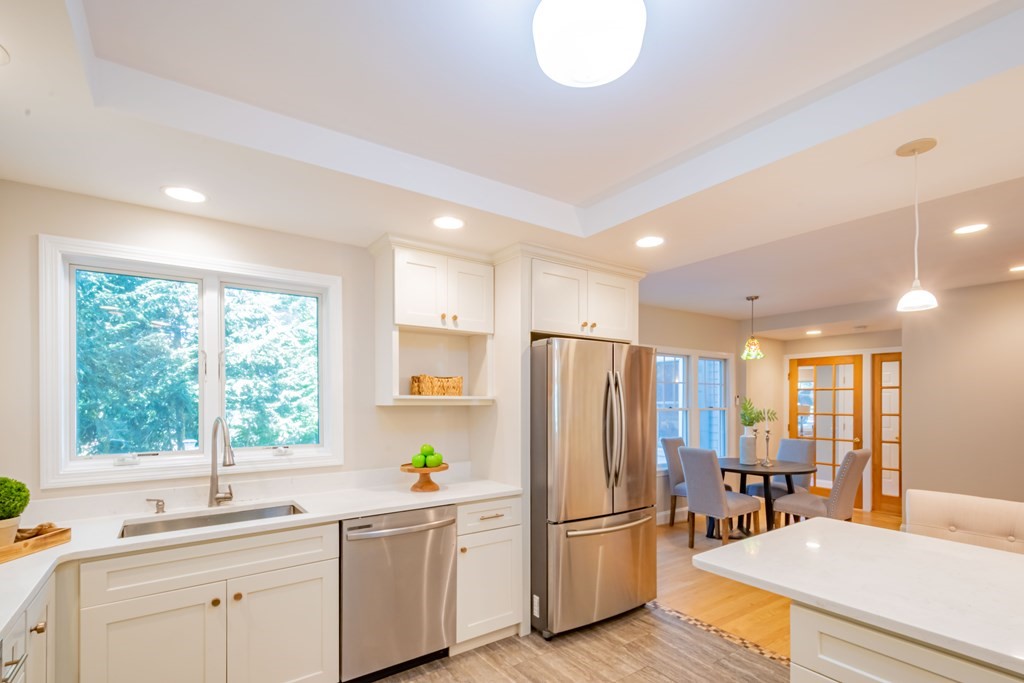 22 Pine Knoll Road Lexington, MA 02420 - Photo 13 of 42